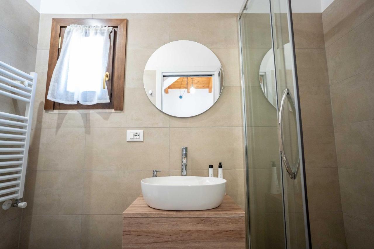 G&B Suite Castelnuovo Di Porto Ngoại thất bức ảnh
